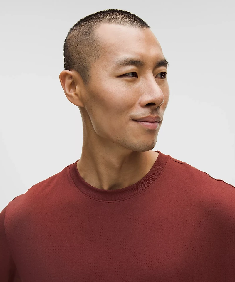 EasySet Training Short-Sleeve Shirt