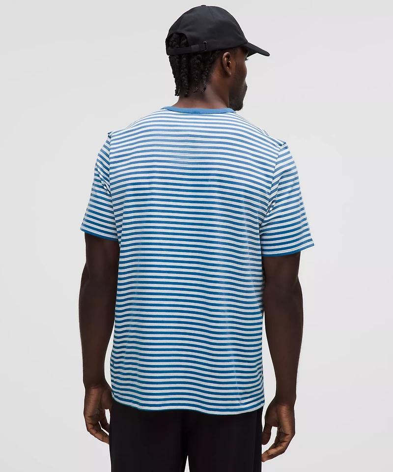 Organic Cotton Classic-Fit T-Shirt | Men's Short Sleeve Shirts & Tee's