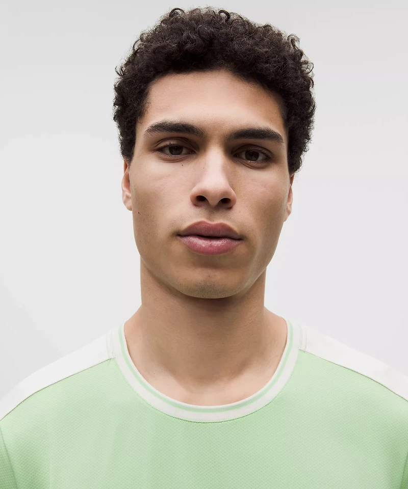 UV-Protective Mesh Panelled Tennis Shirt