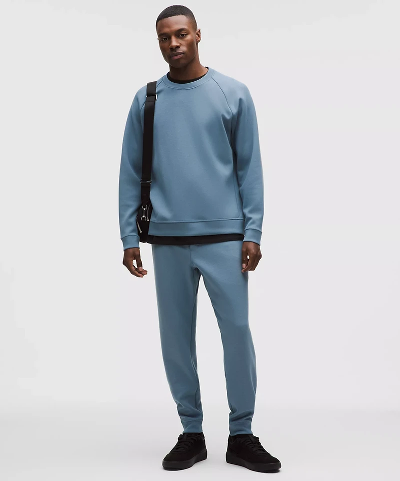 Smooth Spacer Classic-Fit Crew