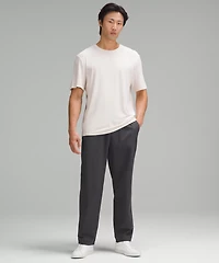 Relaxed-Fit Back Pocket Pant 30”L | Men's Joggers