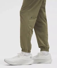 Pace Breaker Jogger *Regular | Men's Joggers