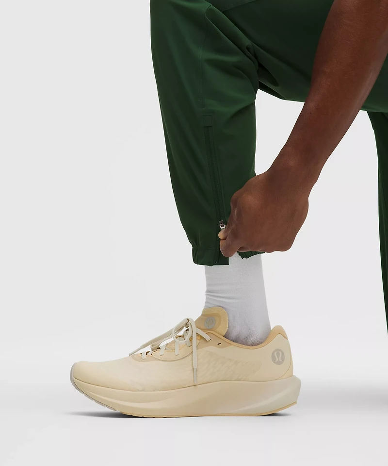 Pace Breaker Jogger *Regular