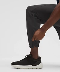 Pace Breaker Jogger *Shorter | Men's Joggers