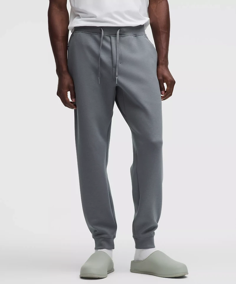 Smooth Spacer Jogger *Regular