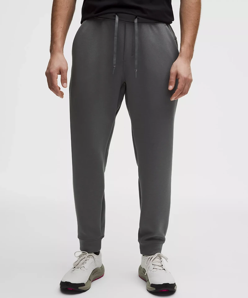 Smooth Spacer Jogger *Regular
