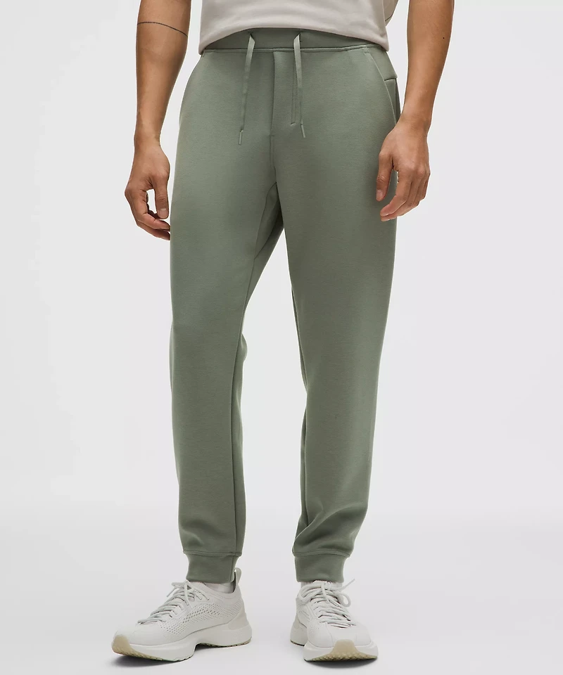 Smooth Spacer Jogger *Regular