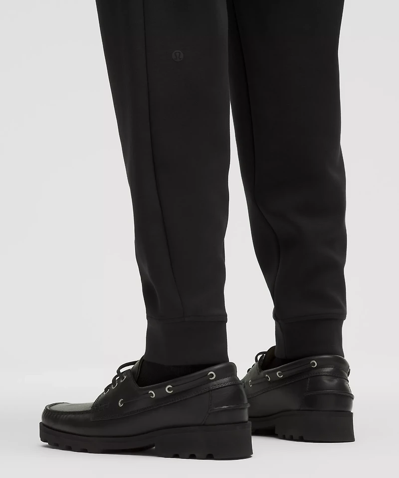 Smooth Spacer Jogger *Shorter | Men's Joggers