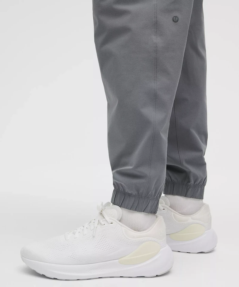 Zeroed Classic-Fit Cargo Jogger *Regular | Men's Joggers