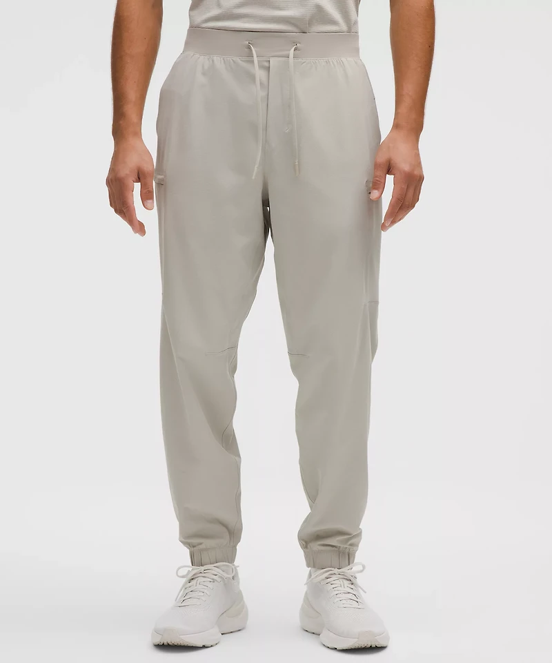 Zeroed Classic-Fit Cargo Jogger *Regular | Men's Joggers