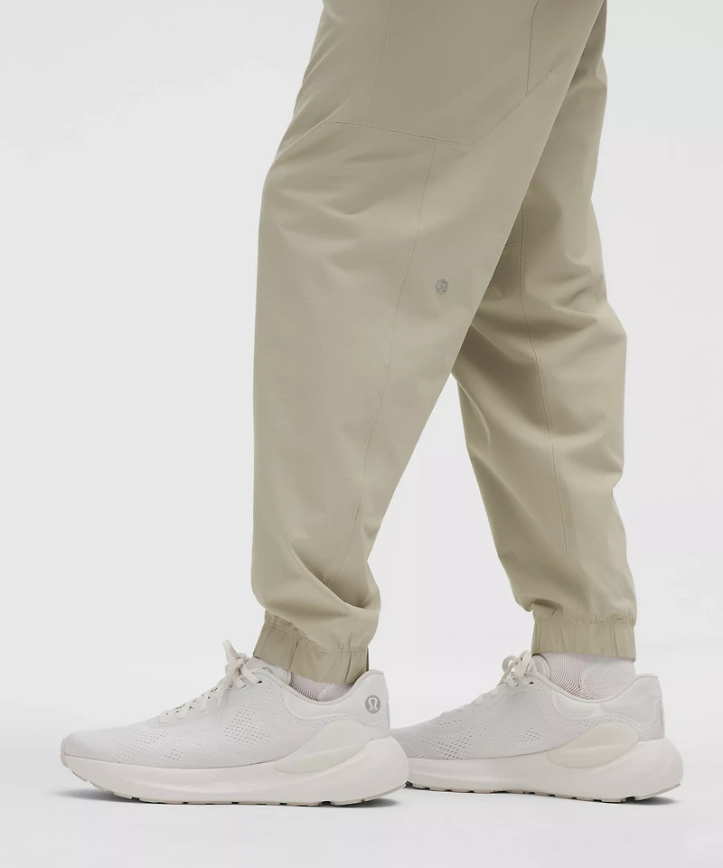 Zeroed Classic-Fit Cargo Jogger *Regular | Men's Joggers