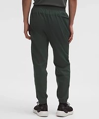 Zeroed Classic-Fit Cargo Jogger *Regular | Men's Joggers