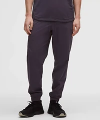 Zeroed Classic-Fit Cargo Jogger *Regular | Men's Joggers