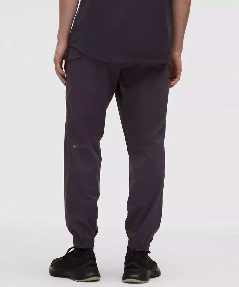 Zeroed Classic-Fit Cargo Jogger *Regular | Men's Joggers