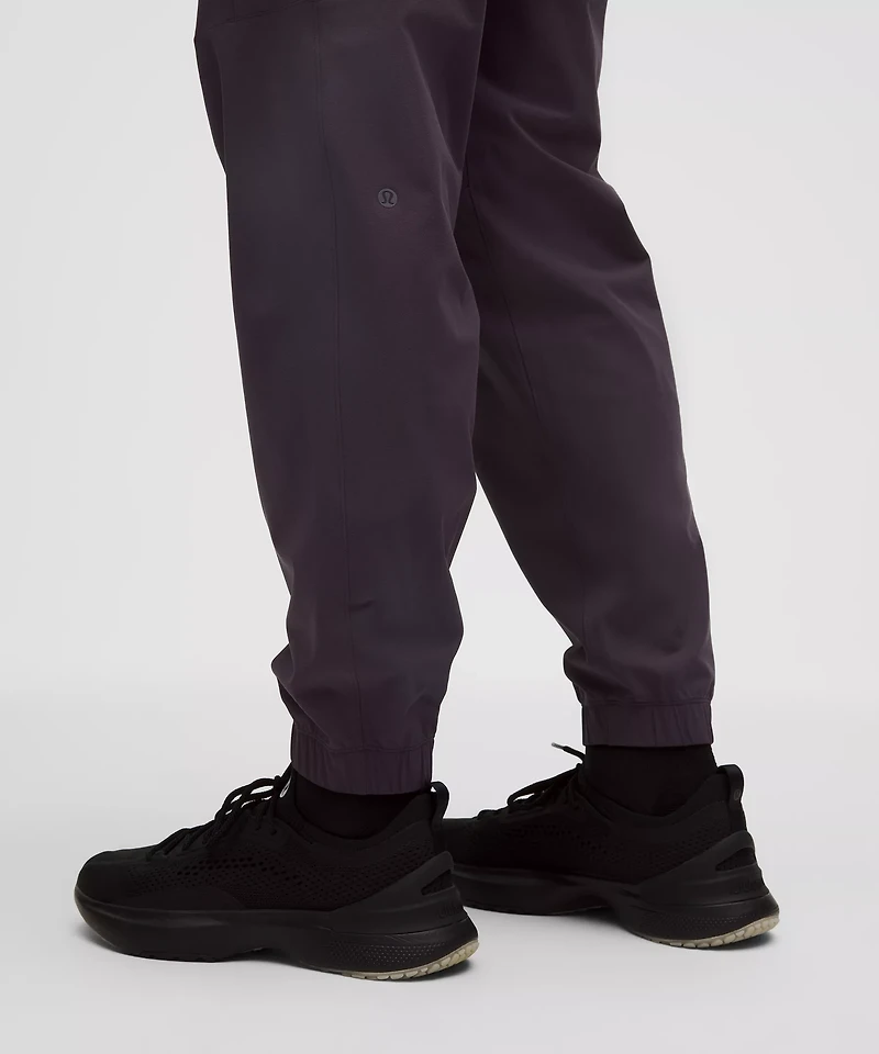 Zeroed Classic-Fit Cargo Jogger *Regular | Men's Joggers