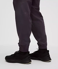 Zeroed Classic-Fit Cargo Jogger *Regular | Men's Joggers