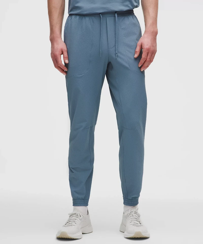 License to Train Textured Jogger *Regular