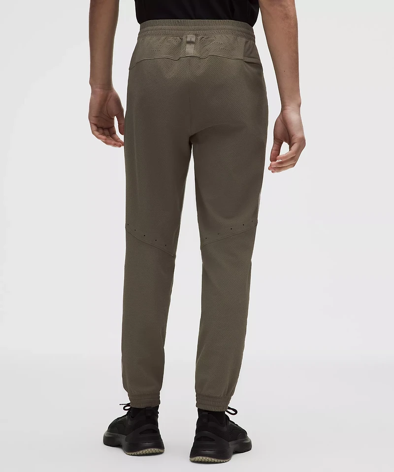 License to Train Textured Jogger *Tall