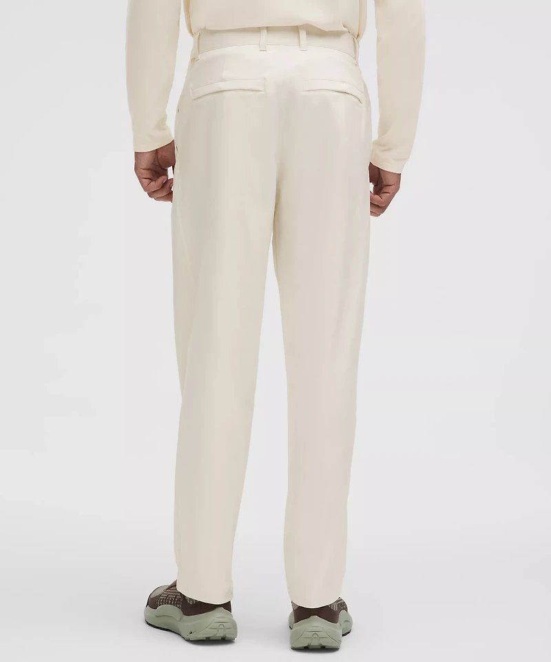 Woven Classic-Fit Pleated Trouser *Regular | Men's Trousers