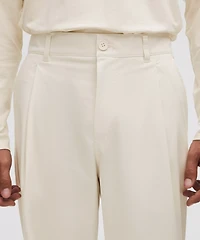 Woven Classic-Fit Pleated Trouser *Regular | Men's Trousers