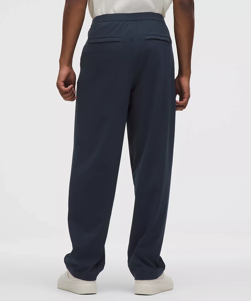 Men's Daydrift Relaxed-Fit Pleated Trouser *Regular