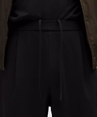 Men's Daydrift Relaxed-Fit Pleated Trouser *Shorter