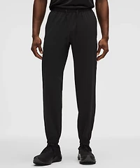 Perforated Running Pant *Regular