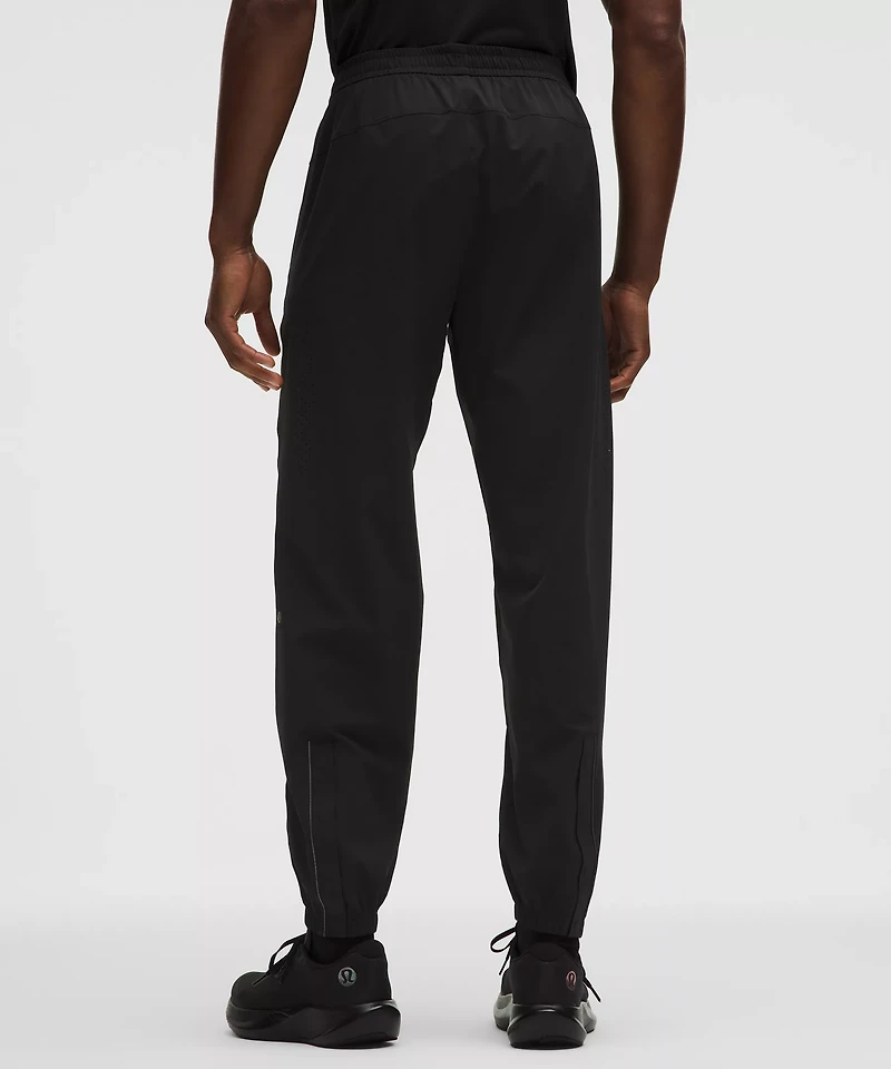 Perforated Running Pant *Regular