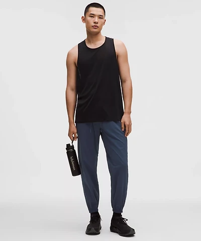 Perforated Running Pant *Regular