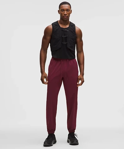 Perforated Running Pant *Regular