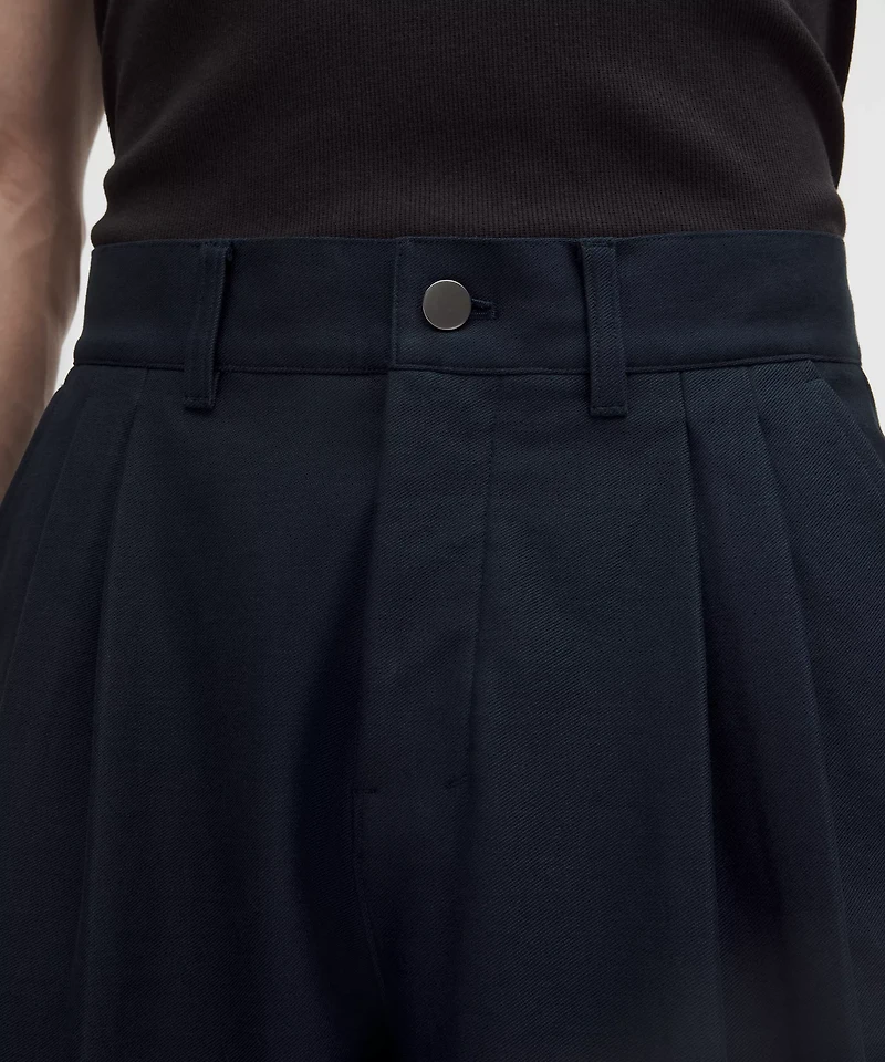 Utilitech Twill Relaxed-Fit Pleated Trouser