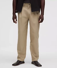 Utilitech Twill Relaxed-Fit Pleated Trouser
