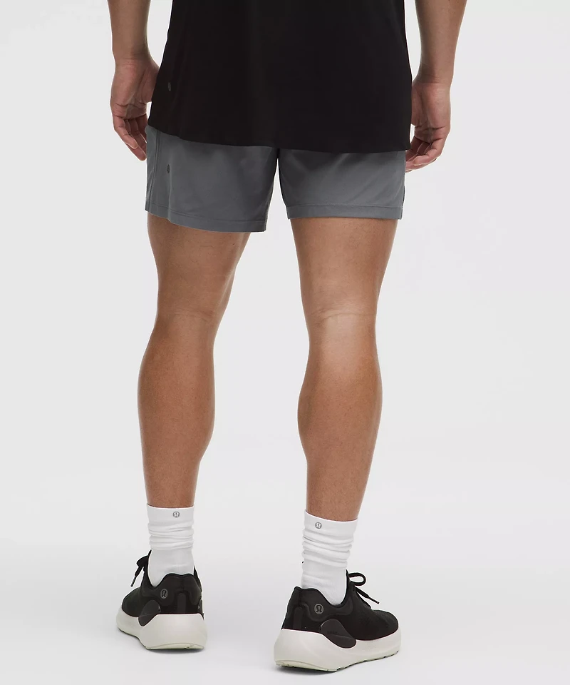 Pace Breaker Linerless Short 7" | Men's Shorts