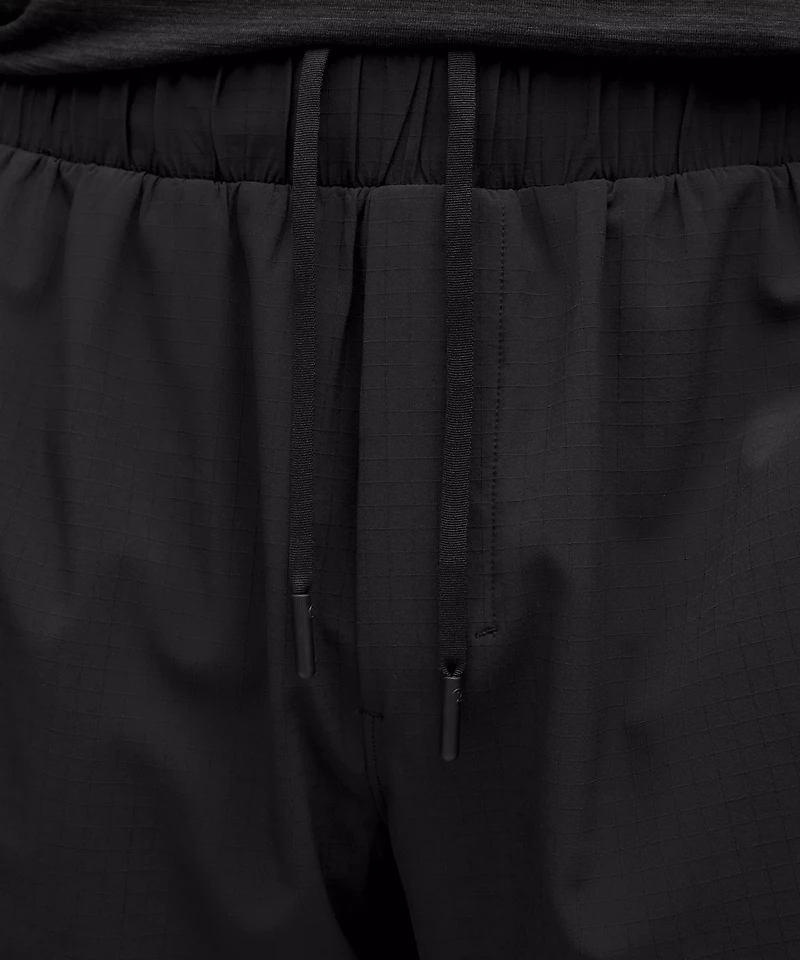 Mile Maker Run Crew Ripstop Lined Short 6" | Men's Shorts