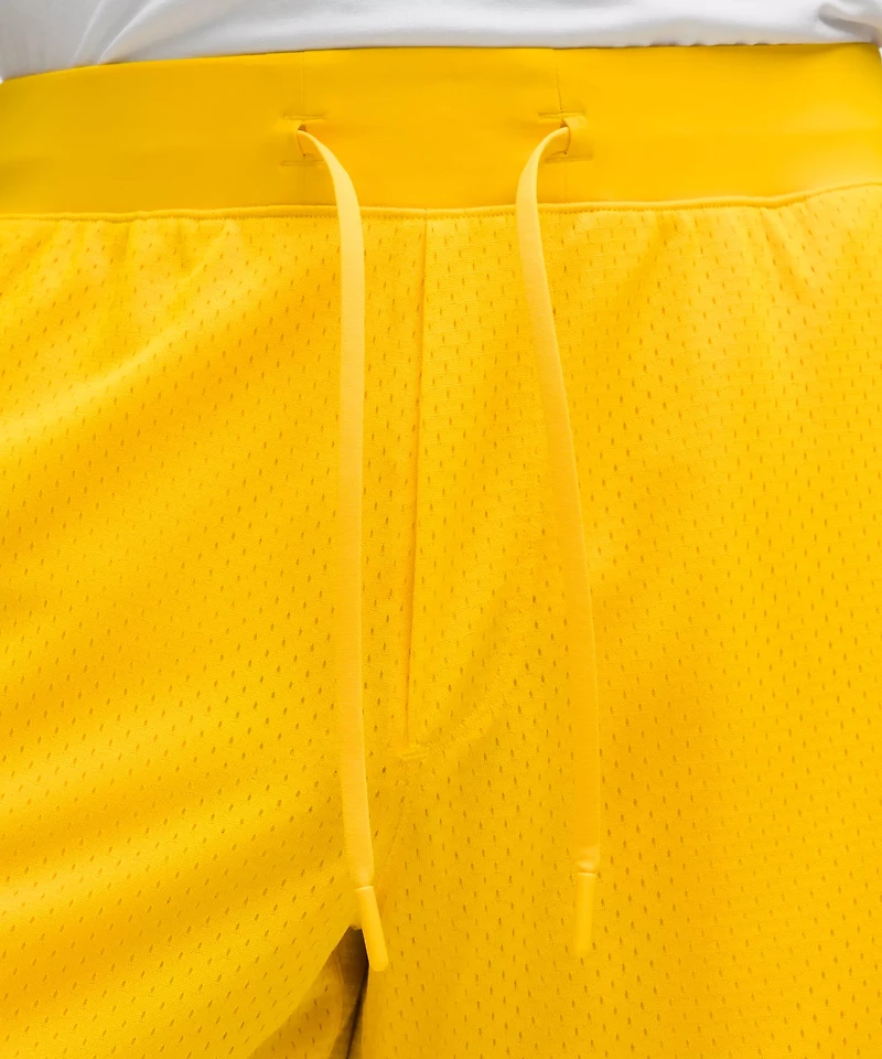 Double-Layered Mesh Linerless Short 7" | Men's Shorts