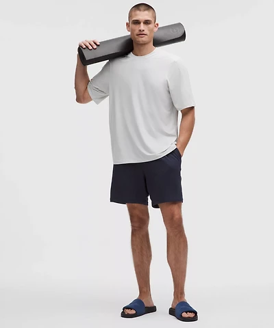 BeCalm Relaxed-Fit Short 7" | Men's Shorts