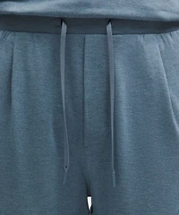 BeCalm Relaxed-Fit Short 7"