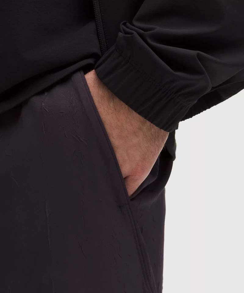 Zeroed Linerless Crinkle Texture Short 7"