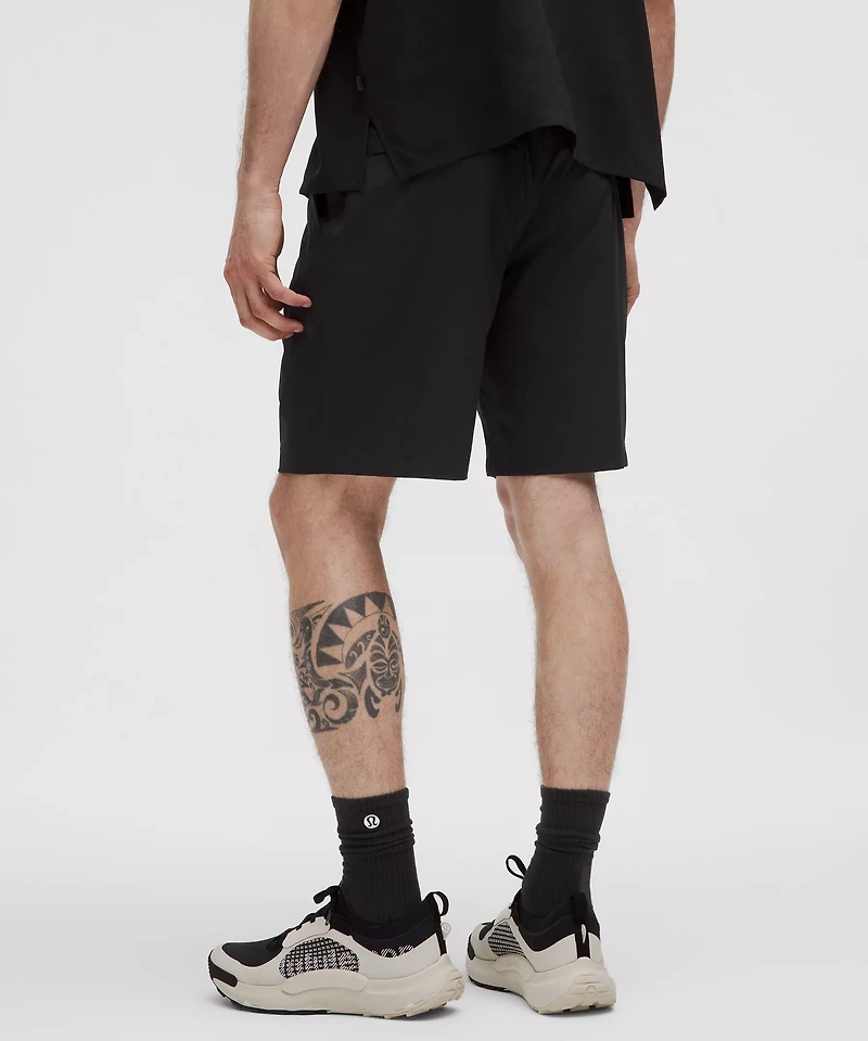 Woven Relaxed-Fit Pleated Short 8" | Men's Shorts