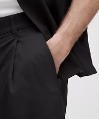 Woven Relaxed-Fit Pleated Short 8" | Men's Shorts
