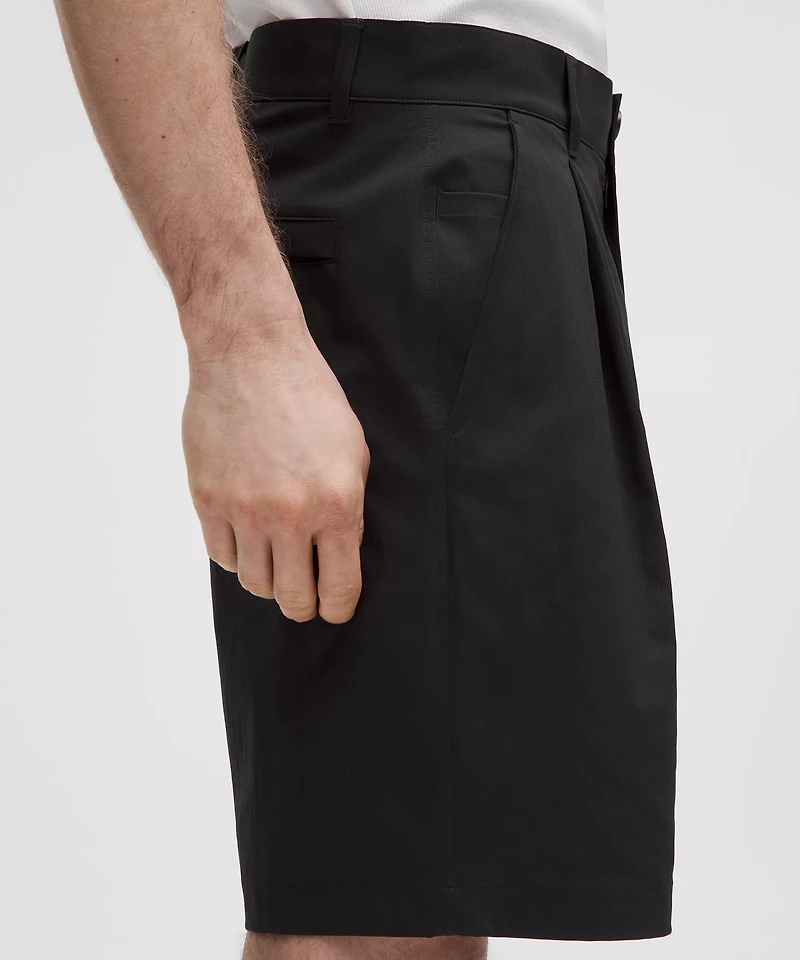 Woven Relaxed-Fit Pleated Short 8" | Men's Shorts