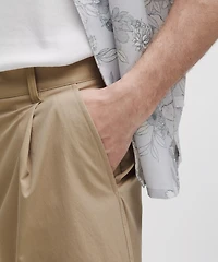 Woven Relaxed-Fit Pleated Short 8" | Men's Shorts
