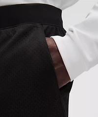 Double-Layered Mesh Linerless Short 7" | Men's Shorts