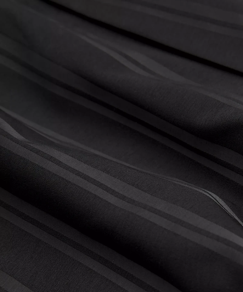 Satin Stripe Linerless Short 7"
