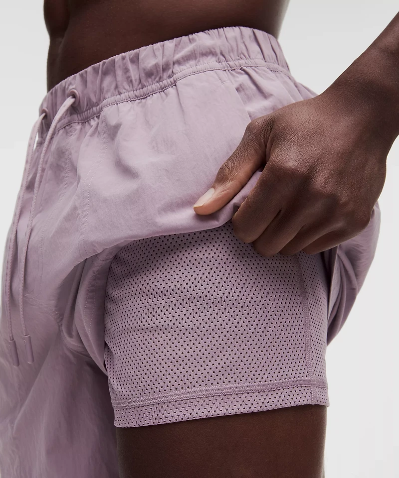 Beach to Trail Lined Short 5"