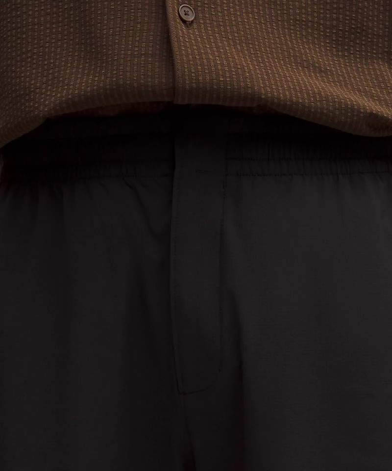 Zero Tucks Relaxed-Fit Short 8"