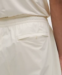 Zero Tucks Relaxed-Fit Short 8"