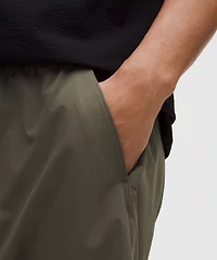 Zero Tucks Relaxed-Fit Short 8"