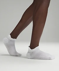 Men's MacroPillow Tab Running Socks Medium Cushioning *3 Pack |
