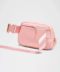 Everywhere Belt Bag 1L